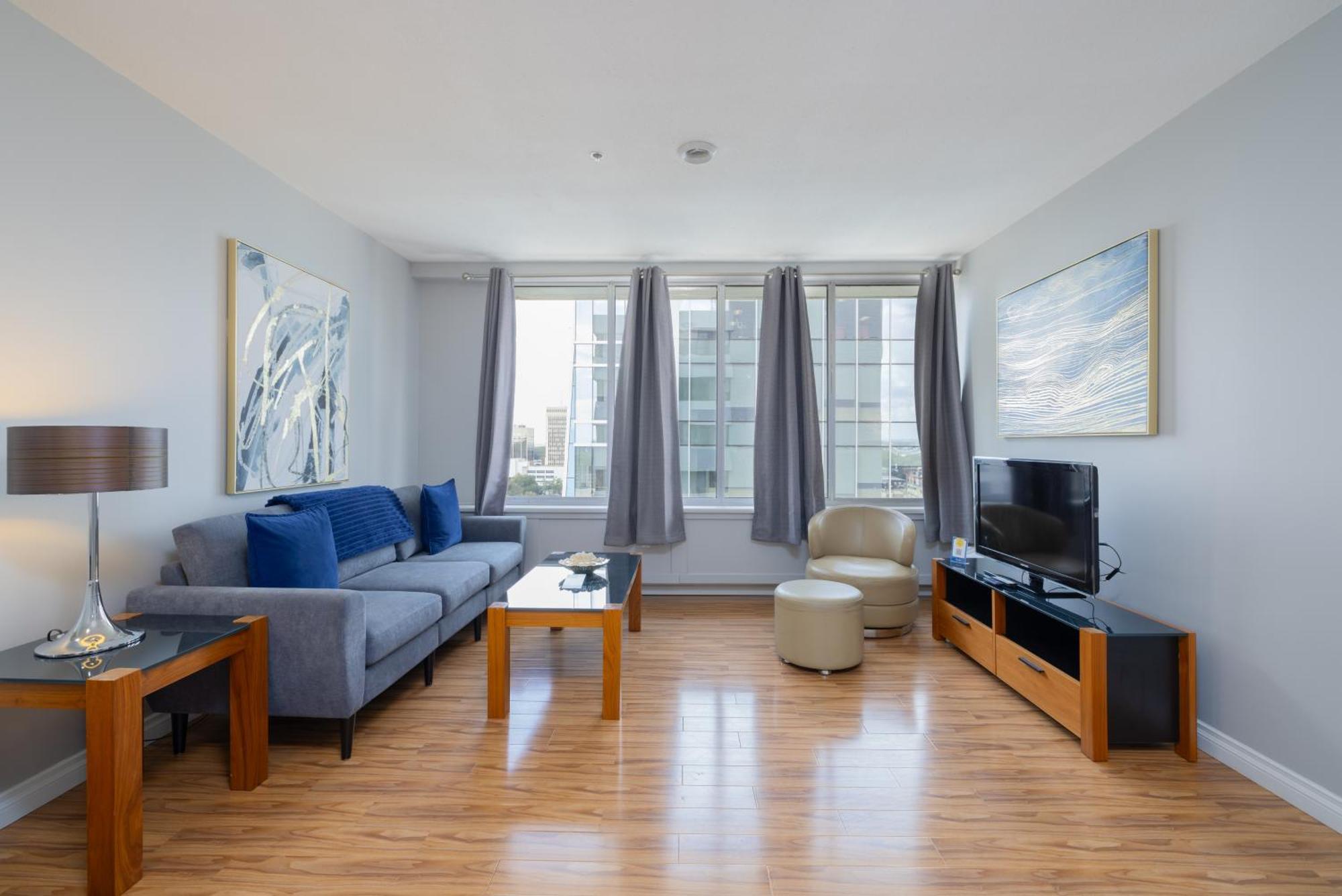 Obasa Suites @ The Hamilton Regina Exterior photo